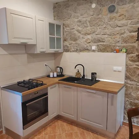 Pepe Apartment *